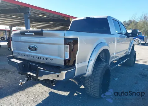 2017 Ford F-250 Xlt из США, поврежденный, VIN 1FT7W2B65HEB44880